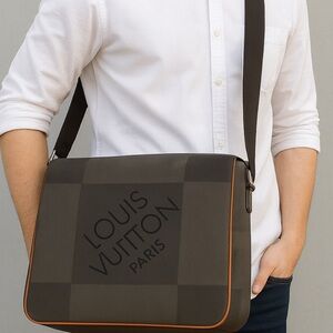 Authentic Louis Vuitton Large Canvas Fabric Messenger Crossbody Bag in VGUC